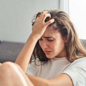 علائم خاموش افسردگی که نباید نادیده بگیرید