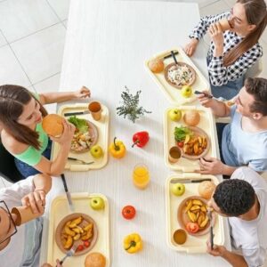 تغذیه مناسب برای سلامت پوست در نوجوانان | تقویت پوست صورت در خانه